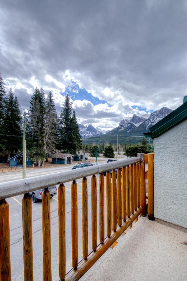 Beautiful Newly Reno 2Bdm 2 Bth Sleep Up To 6 Adults & Kids Mountain View Townhouse Suite Canmore Exterior foto